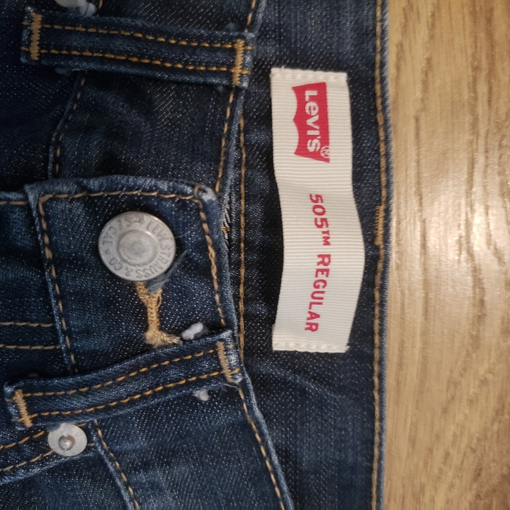 Boys Levi 505 Jeans - Picture 3 of 5